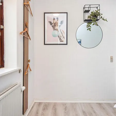 度假居 4 Star In *