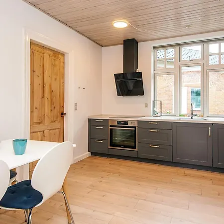 4 Star In 度假居 *