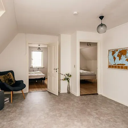 4 Star In 度假居 *