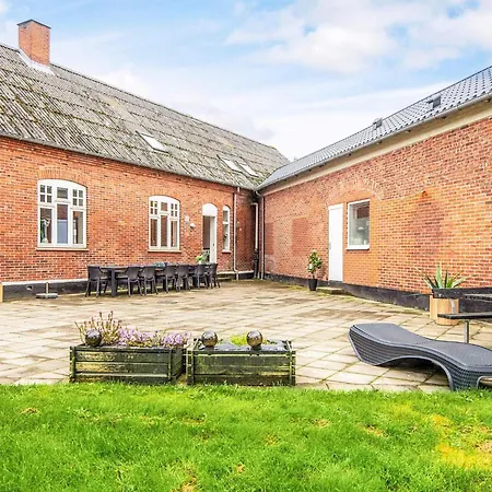 4 Star In * Nørre Nebel